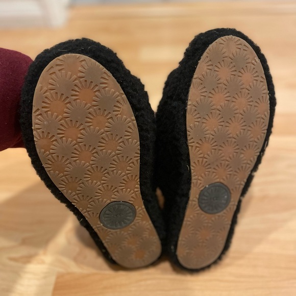 UGG Fluff Yeah Slides - Women’s 10 - Black - Picture 5 of 5